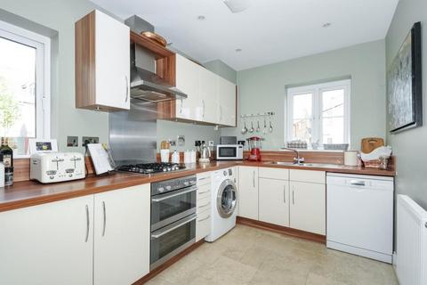 undefined, Swift Fields,  Bracknell,  RG12