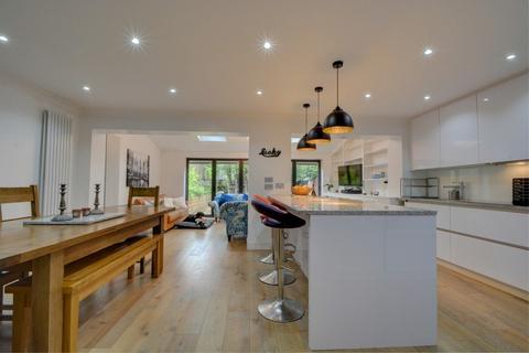 31 Beech Hanger Road, Grayshott, Hindhead, GU26 6LS