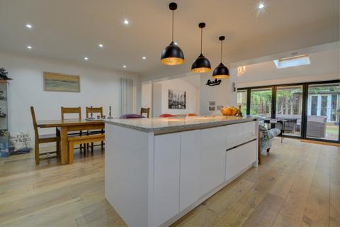 31 Beech Hanger Road, Grayshott, Hindhead, GU26 6LS