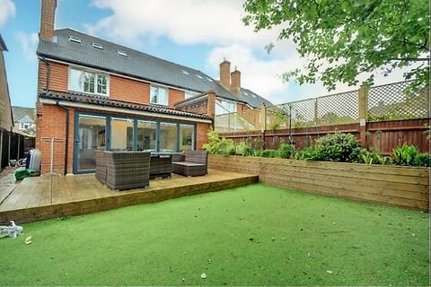 31 Beech Hanger Road, Grayshott, Hindhead, GU26 6LS