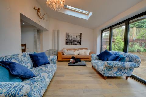 31 Beech Hanger Road, Grayshott, Hindhead, GU26 6LS
