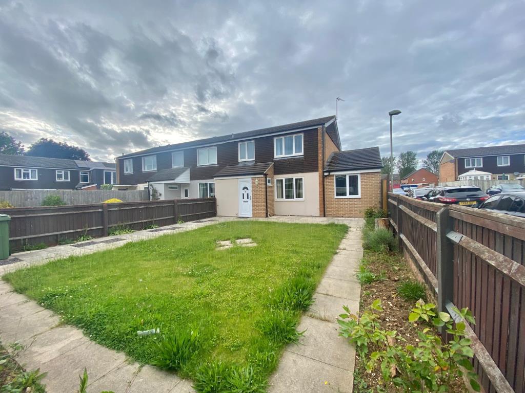 Lodden Avenue, Berinsfield, OX10 4 bed end of terrace house £1,300