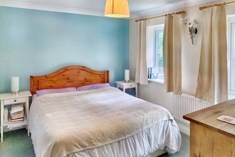 8 Bailey Close, Pewsey, SN9 5HU