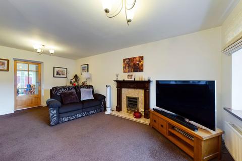 12 Cottingham Drive, Moulton, Northampton, NN3 7LD