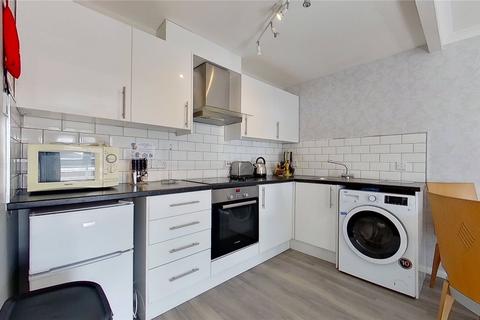 2 bedroom flat to rent, Annandale Street, Edinburgh, EH7