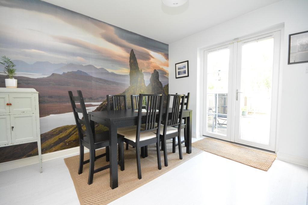 Canalside Drive, Reddinngmuirhead, Falkirk, Stirlingshire, FK2 0FA 5