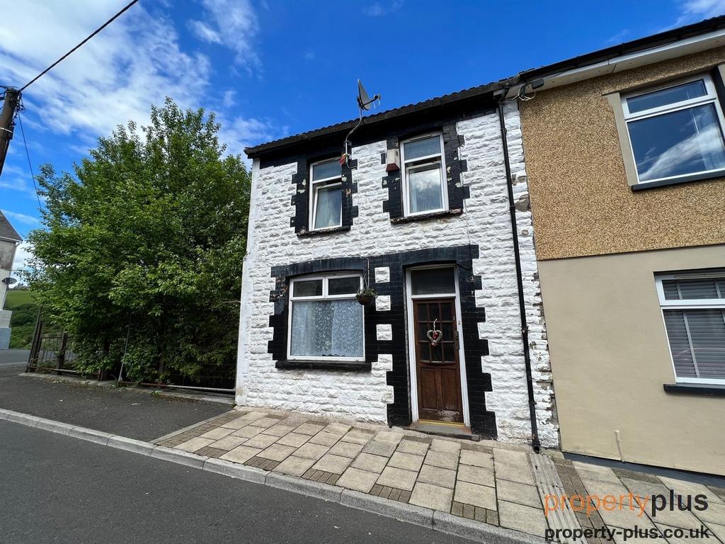 Hendrefadog Street Tylorstown Ferndale 3 bed end of terrace house for