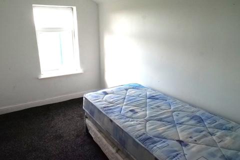 2 bedroom terraced house to rent - Hampden Street, South Bank, Middlesbrough, TS6