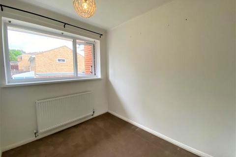 3 bedroom terraced house to rent, Sandhurst