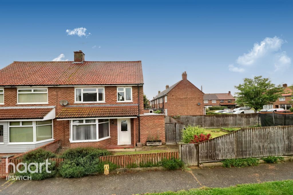 Selkirk Road, Ipswich 3 bed semidetached house for sale £260,000