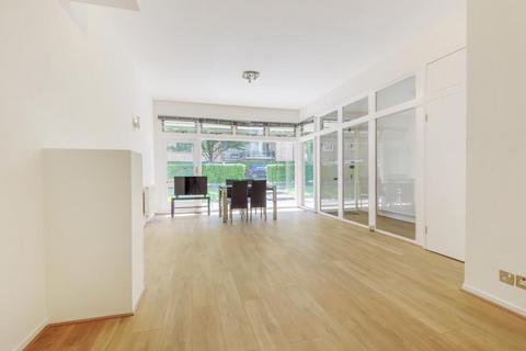 1 bedroom maisonette to rent, Prince Albert Road,  St. Johns Wood,  NW8