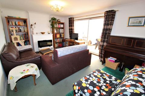 77 Dinglederry, Olney, MK46 5ET