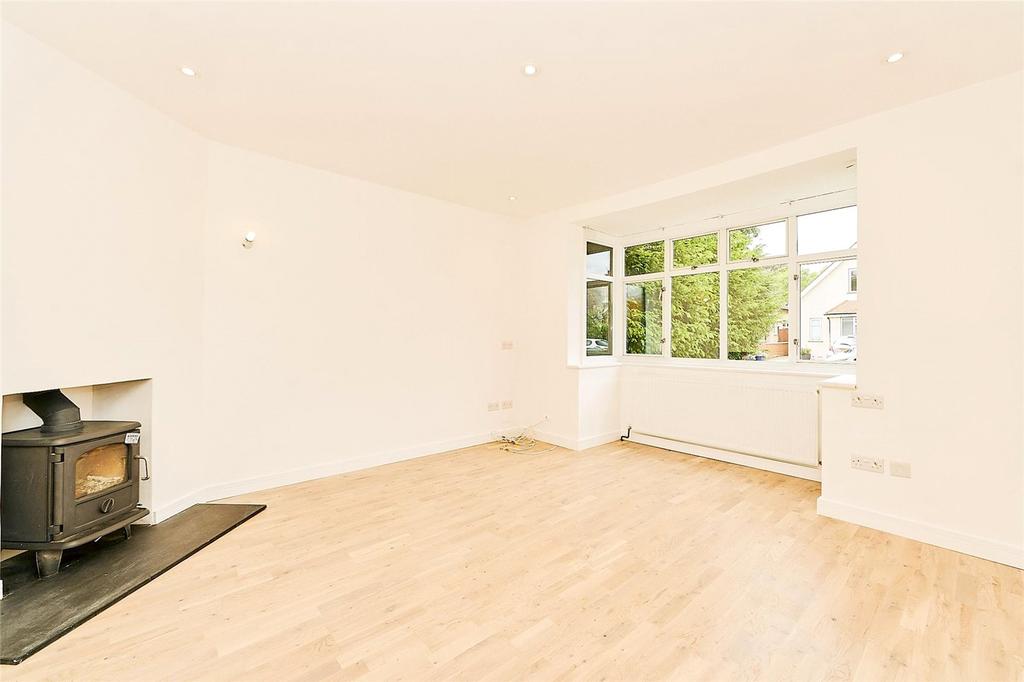 Rosemary Avenue, West Molesey... 4 bed detached house £550,000
