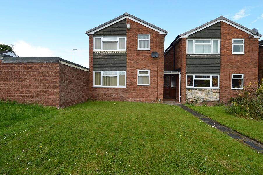 Joseph Dix Drive,Rugeley,WS15 2PU 3 bed link detached house £205,000