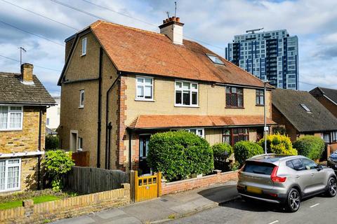 13 Park Road, Hemel Hempstead, HP1 1JT