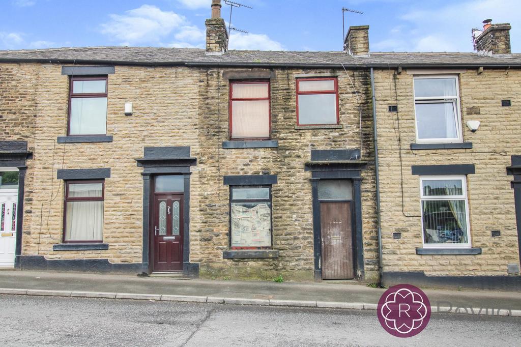 Shaw Road, Newhey, OL16 3 bed terraced house £95,000