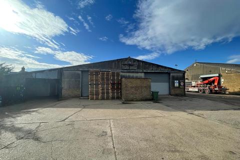 Storage to rent, Grays