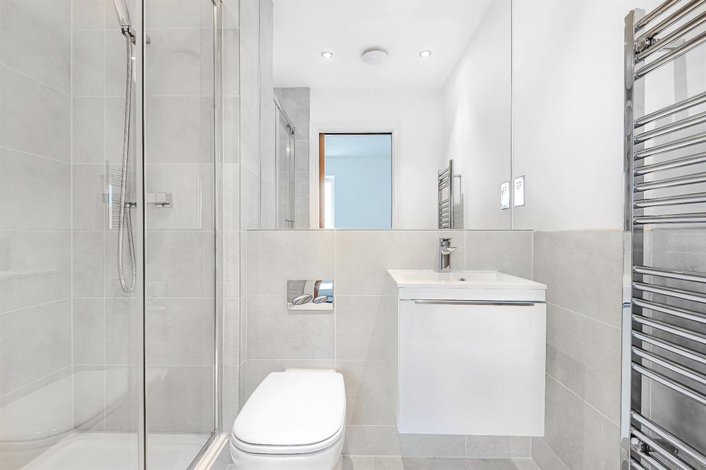 En-suite shower room
