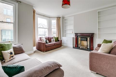 3 bedroom apartment to rent, Hafer Road, SW11