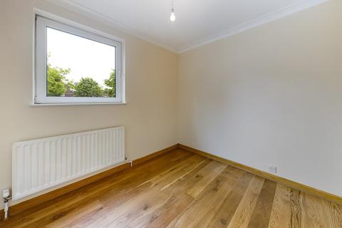 29 Edith Cavell Close, Thetford, IP24 1TJ