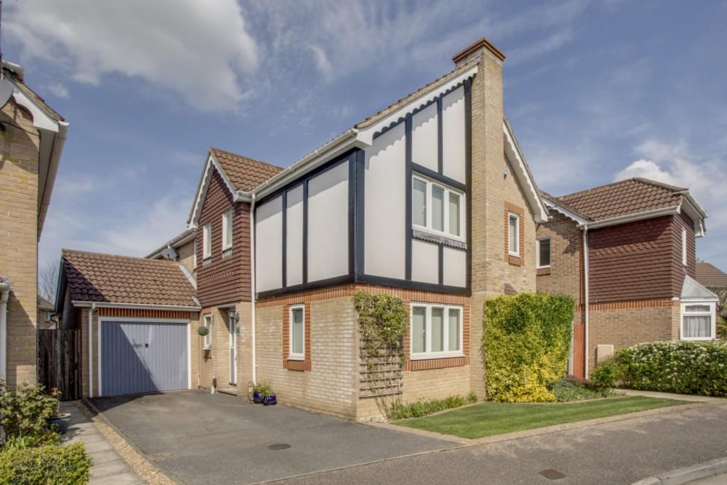 Burlington Close, Pinner 4 bed detached house for sale £925,000