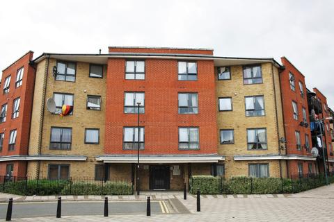 2 bedroom flat for sale - Cresswell House, Hirst Crescent, North Wembley, HA9 7HJ