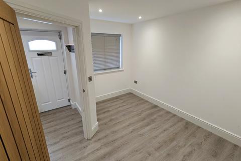 12a Bellamy Close, Shirley, Solihull, B90 3DJ