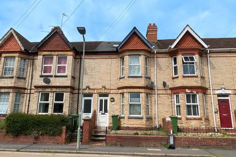 Studio to rent, Okehampton Road