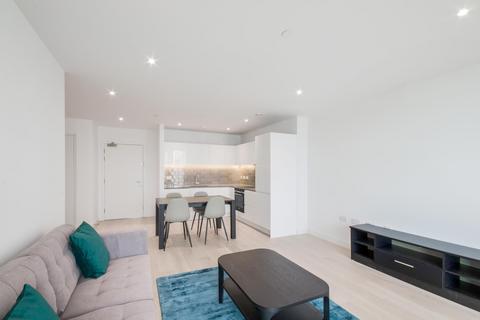 2 bedroom apartment to rent, Carrick House, Royal Wharf, London, E16