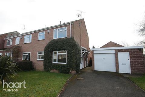 1 bedroom detached house to rent, Irvine Close, Taunton