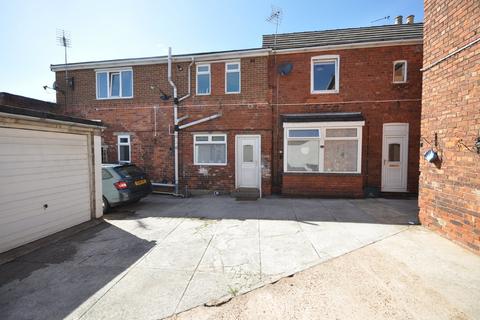 37 Fieldside, Thorne, Doncaster, DN8 4AD