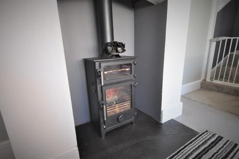 37 Fieldside, Thorne, Doncaster, DN8 4AD