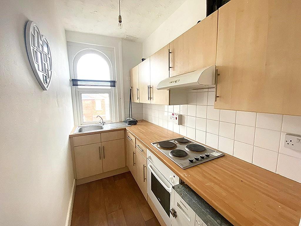 Queens Road, Fratton, Portsmouth 4 bed block of apartments for sale £