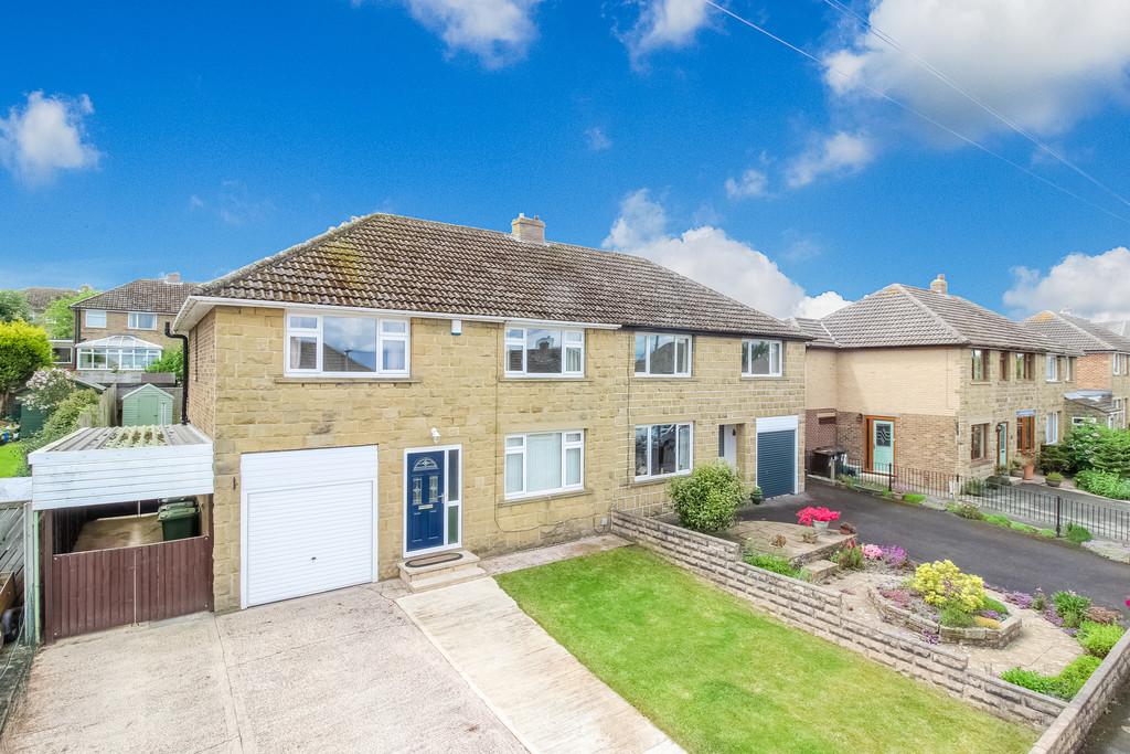 Stocks Way, Shepley, Huddersfield 4 bed semidetached house £325,000
