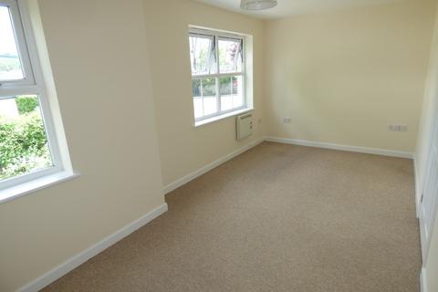 2 bedroom apartment to rent, Ashburton Road, Bovey Tracey