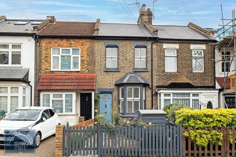 13 Forest Side, London, E7 0JB