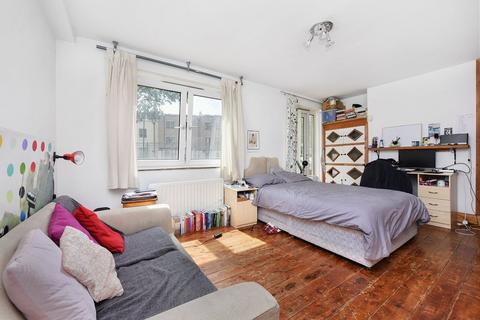 3 bedroom apartment to rent, Bayham Street, Camden Town, London