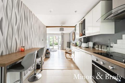 Faithfields Main Road, Little Fransham, Dereham, NR19 2JW