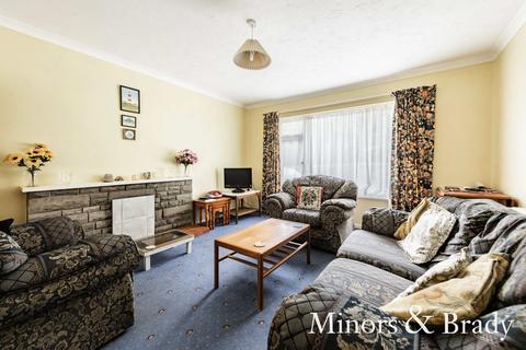 129 Broadgate Close, Northrepps, Cromer, NR27 0LR