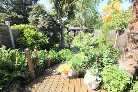 91 Whitehill Road, Crayford, Dartford, DA1 4AB
