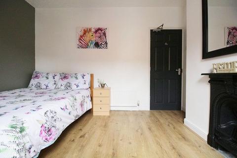 1 bedroom in a house share to rent, Cromwell Street, Lincoln, Lincolnsire, LN2 5LP, United Kingdom