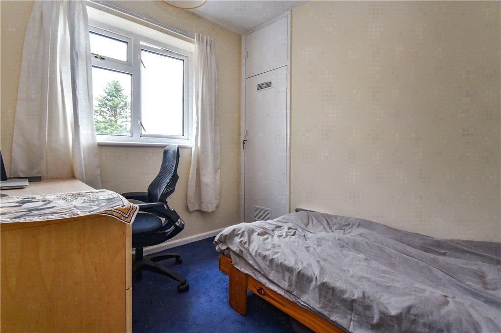 Cherville Street, Romsey, Hampshire 2 bed maisonette - £195,000