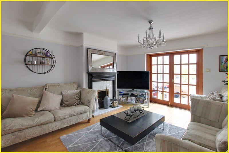 Lawrence Road, West Wickham 5 bed semidetached house £925,000