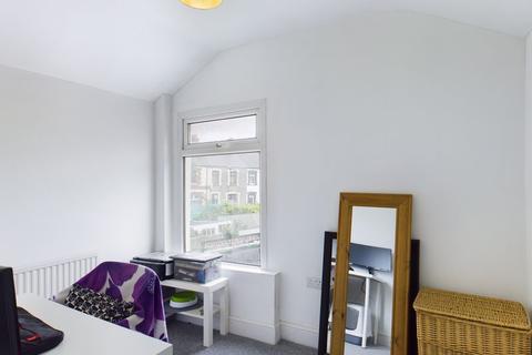 164 Broadway, Cardiff, CF24 1QJ
