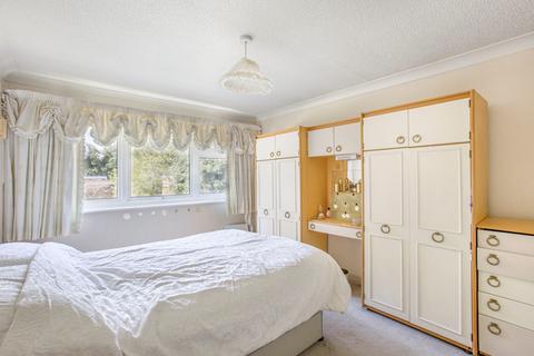 102 Park Meadow, Hatfield, AL9 5HE