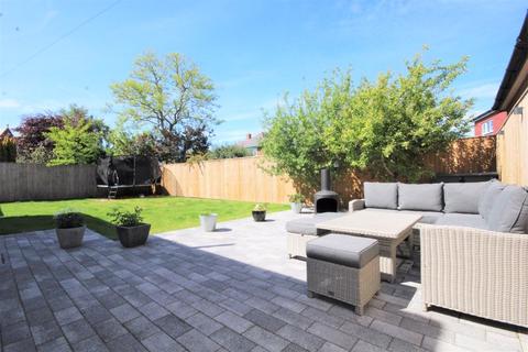 139 Birkenhead Road, Meols, Wirral, CH47 6AA