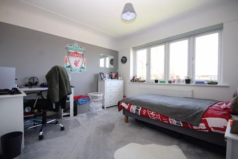 139 Birkenhead Road, Meols, Wirral, CH47 6AA