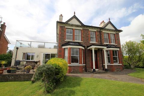 4 bedroom detached house for sale, Penperlleni, Pontypool, NP4