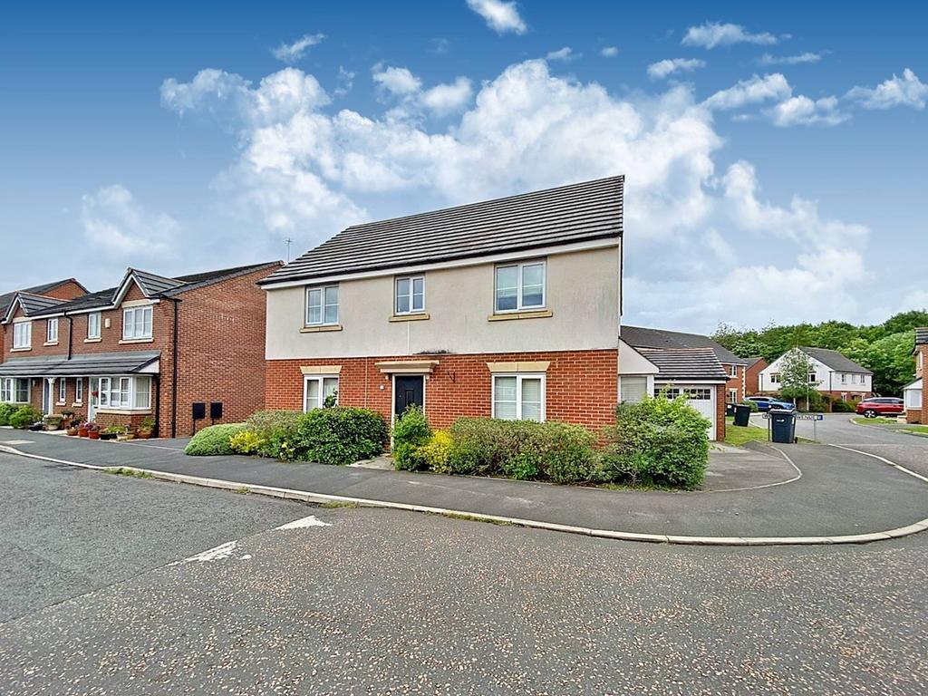 Wedgwood Drive, Warrington, WA4 4 bed detached house £385,000