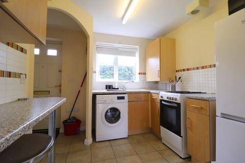 2 bedroom semi-detached house to rent, The Plantation, Gloucester